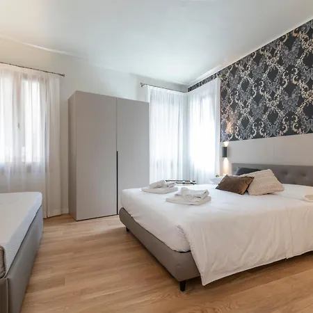 Grifoni Boutique Hotel Venice Exterior photo